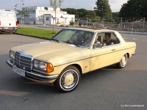 1981' Mercedes 230 CE