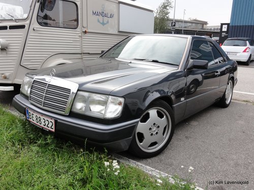 1989' Mercedes C124