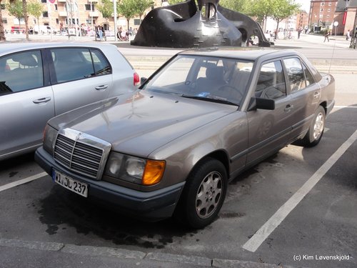 Mercedes W124
