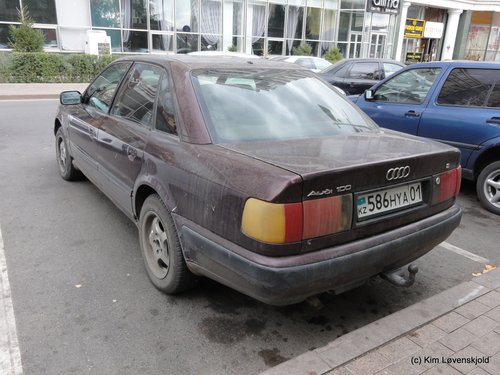 Audi 100