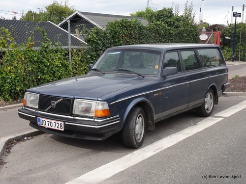 1993' Volvo 240 GL