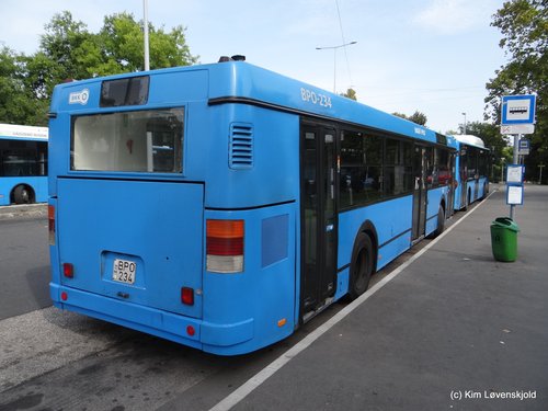 Ikarus 412