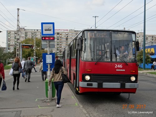 Ikarus 280T