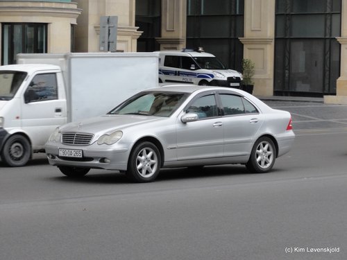Mercedes W203