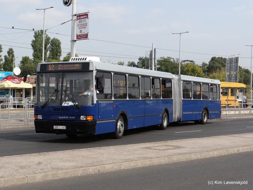 Ikarus 435