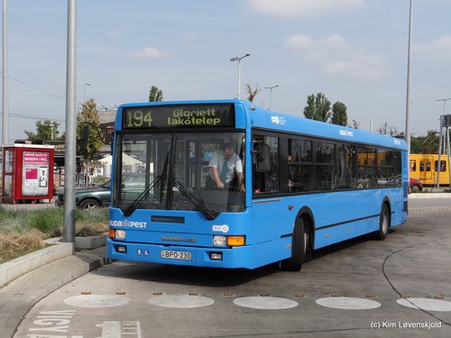 Ikarus 412