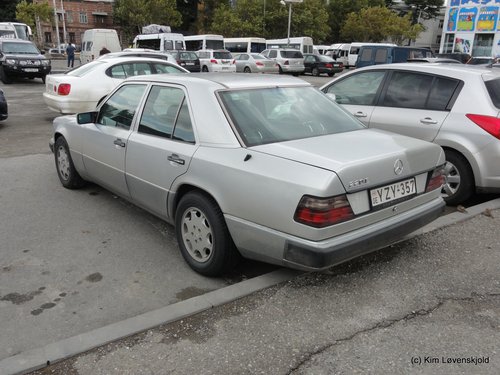 Mercedes 220E W124