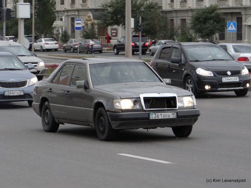 Mercedes W124