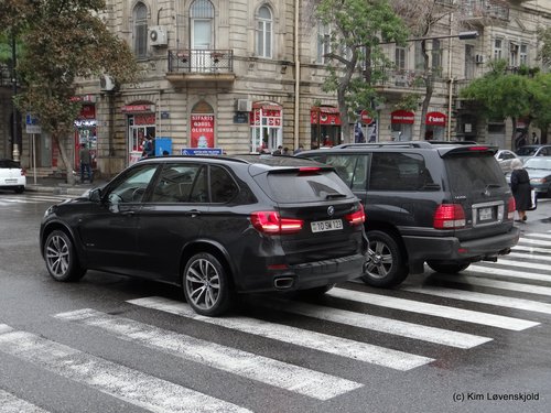 BMW X5 & Lexus LS470