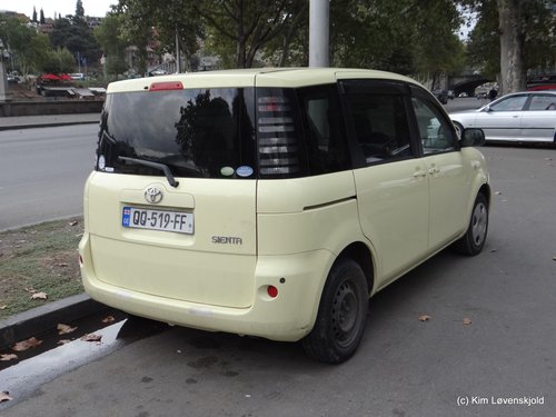 Toyota Sienta