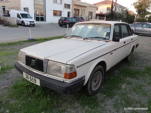 1984' Volvo 240 GL