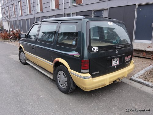 1992' Dodge Caravan