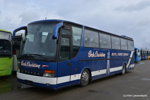 Setra S315