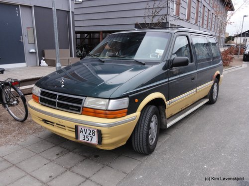 1992' Dodge Caravan