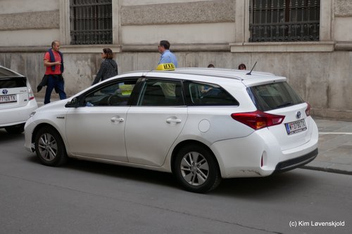 Toyota Auris Touring Sports