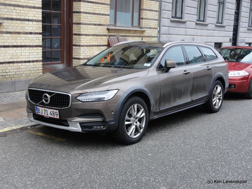 2017' Volvo V90 Cross Country D4 AWD Aut.