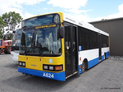 2000' Volvo B6RLE Volgren CR221L