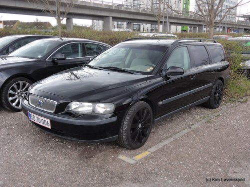2002' Volvo V70 2,4