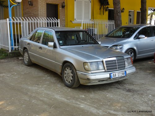 Mercedes W124