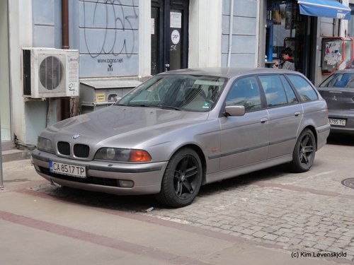 BMW E39 5-series