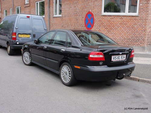 2002' Volvo S40