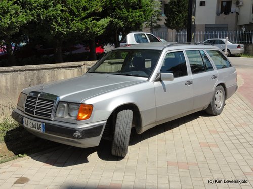 Mercedes S124