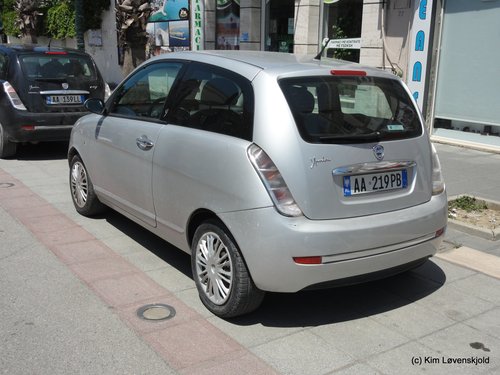 Lancia Ypsilon