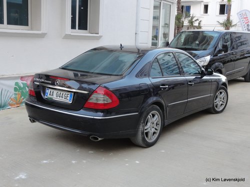 Mercedes E280