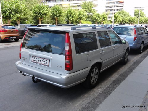 2000' Volvo V70 2,4