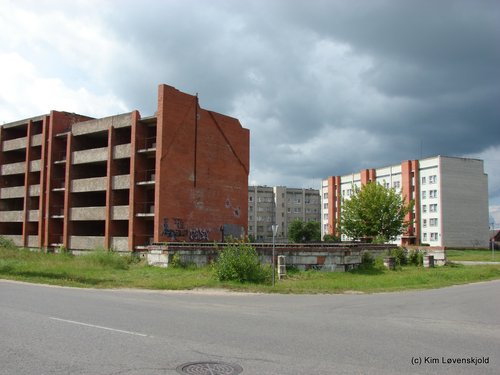 Another unfinished apartment block from the early 1990's
