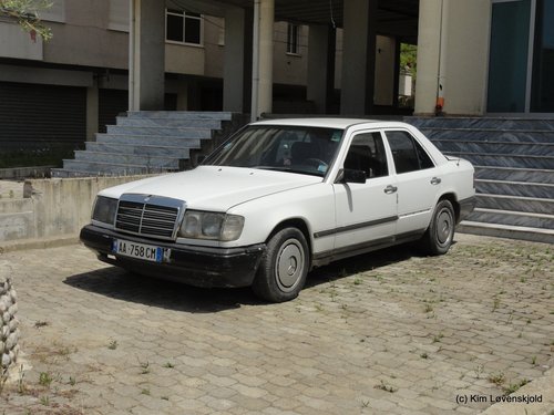 Mercedes W124