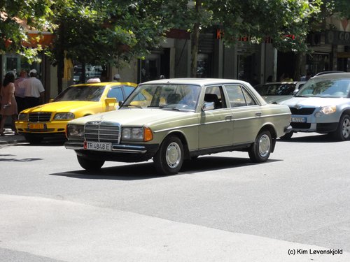 Mercedes W123