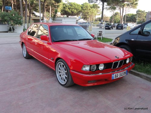BMW 7-series E32