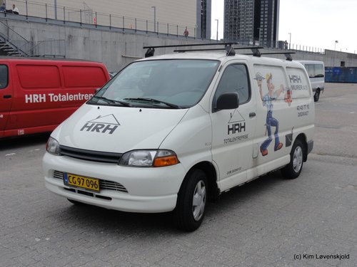 2006' Toyota HiAce