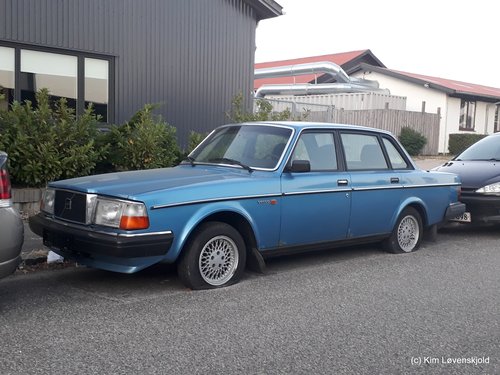 1985' Volvo 240 GL