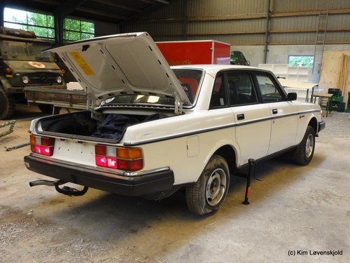 1984' Volvo 240 GL