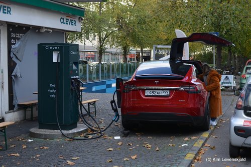 Tesla Model X