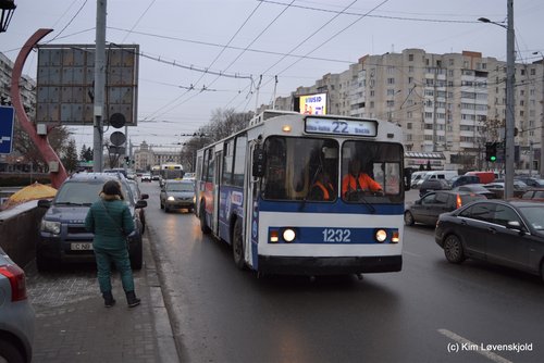 1989' ZiU 682 (ZiU 9)