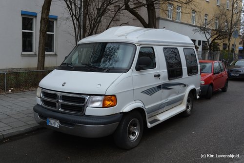 Dodge Ram 1500 Camper van