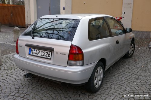 Mazda 323