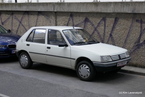 Peugeot 205
