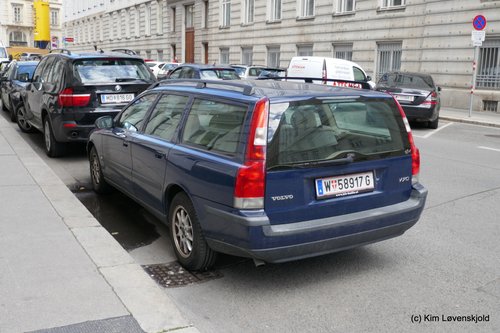 Volvo V70 II