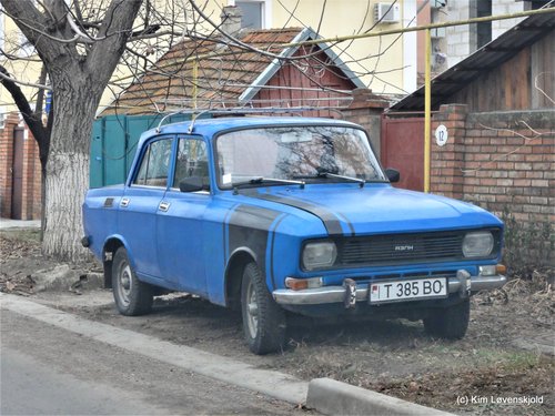 AZLK Moskvich 2140