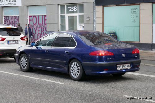 2001' Peugeot 607
