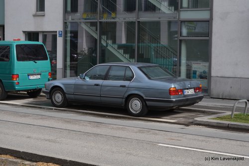 BMW 7-series E32