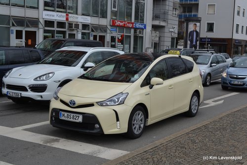 Toyota Sportsvan Verso Hybrid?