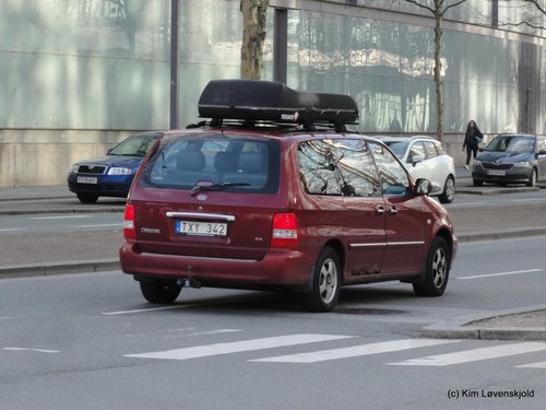 2003' Kia Carnival II V6