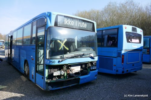 2002' Volvo B12M-65 Aabenraa 8500 & 2003' Scania L94IB Vest V25 (DAB)