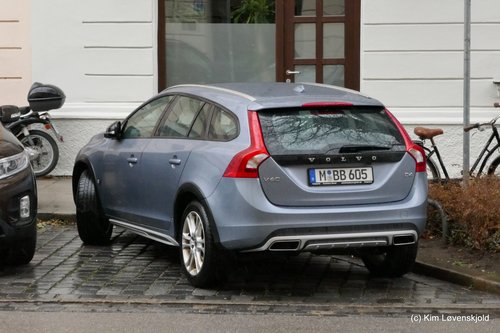 Volvo V60 D4