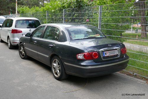 Kia Opirus